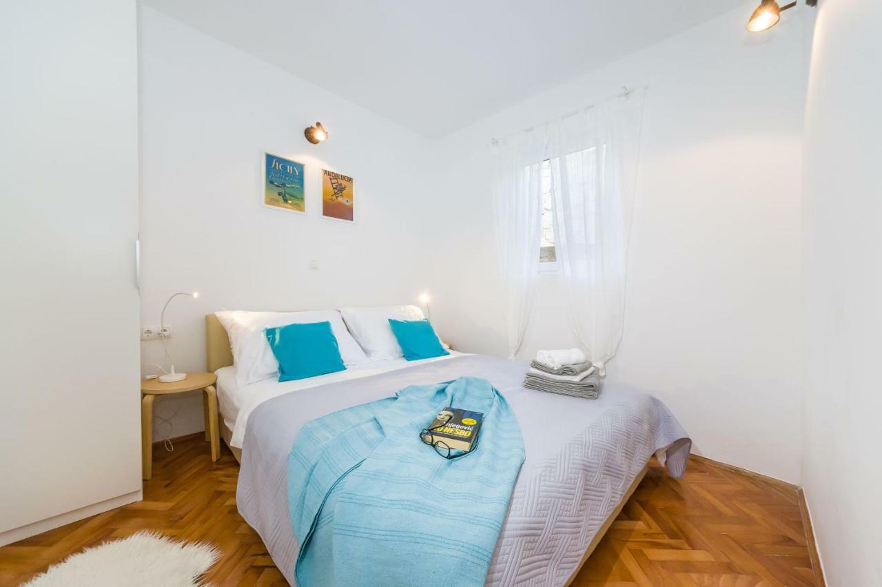 Sestrice Apartment Drage Exterior photo